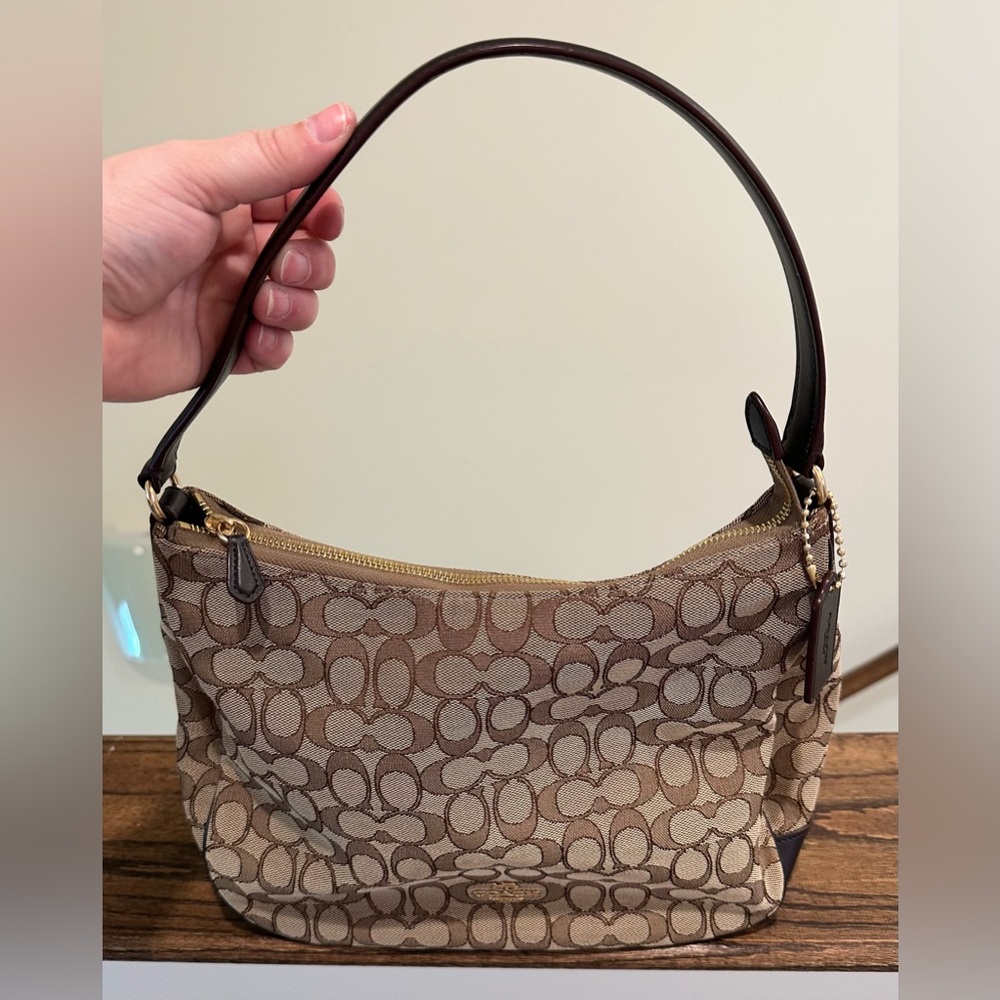 Never used Coach shoulder bag!